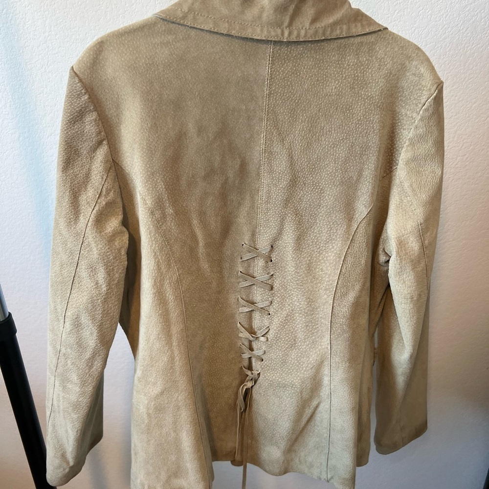 aria Women’s Beige Genuine Leather Jacket Size Medium - Picture 4 of 8